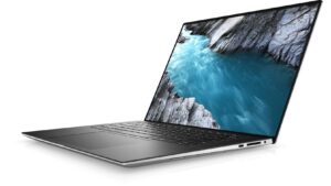 Dell Inspiron 15 9520 با پس زمینه سفید - نمای زاویه‌دار